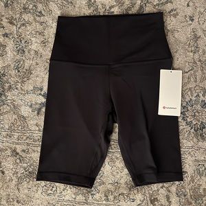 Lululemon Align SHR shorts 10”